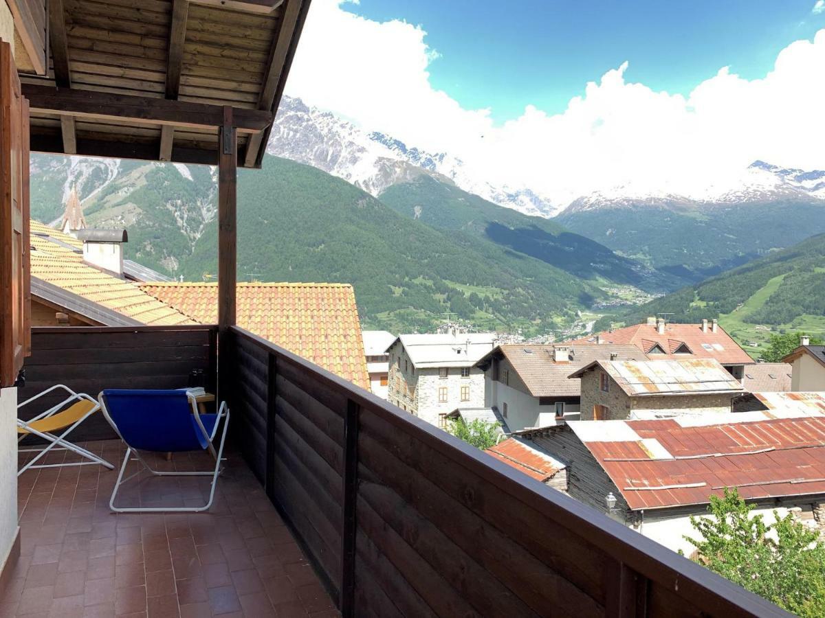 Piccola Residenza By Holiday World Apartment Oga Exterior photo